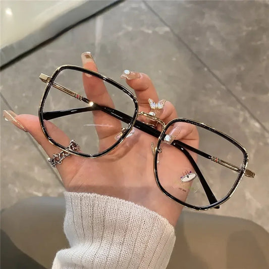 Clear Lens